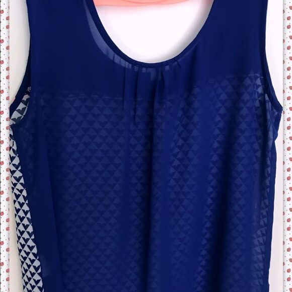 NWOT Sleeveless Chiffon Blouse Size S - Picture 4 of 5